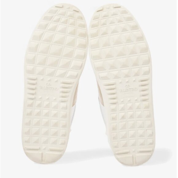 Valentino Garavani Rockstud Round Tote Low-Top Sneakers × 1 IT38 / White - Picture 10 of 16
